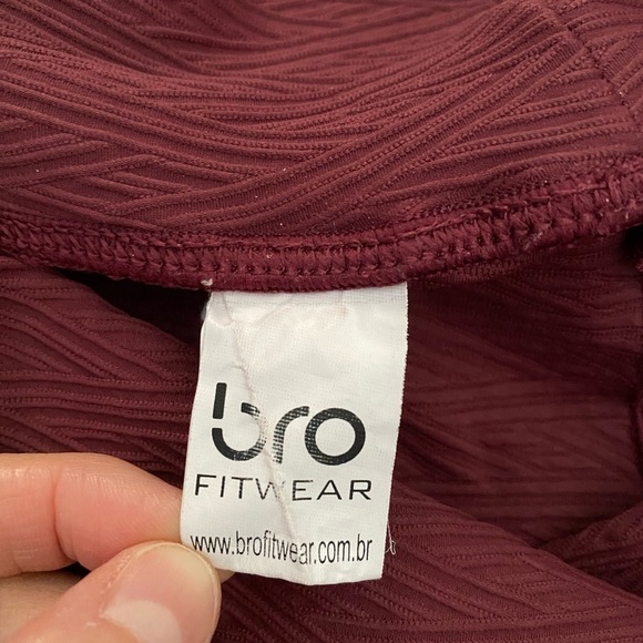 Bro Fitwear Brazilian Leggings Wine Red, Size S / XS, Textured, Made in Brazil - Picture 3 of 7
